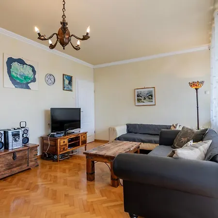 Apartma Korak Do Morja - Steps To The Sea