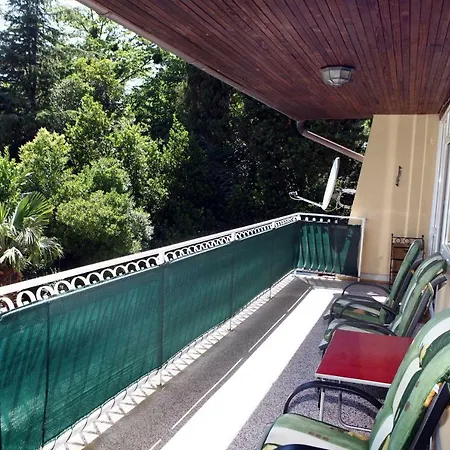 Centre Of Cej Apartment *